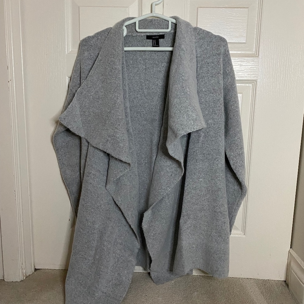 Brand New Forever 21 Cardigan in Size M